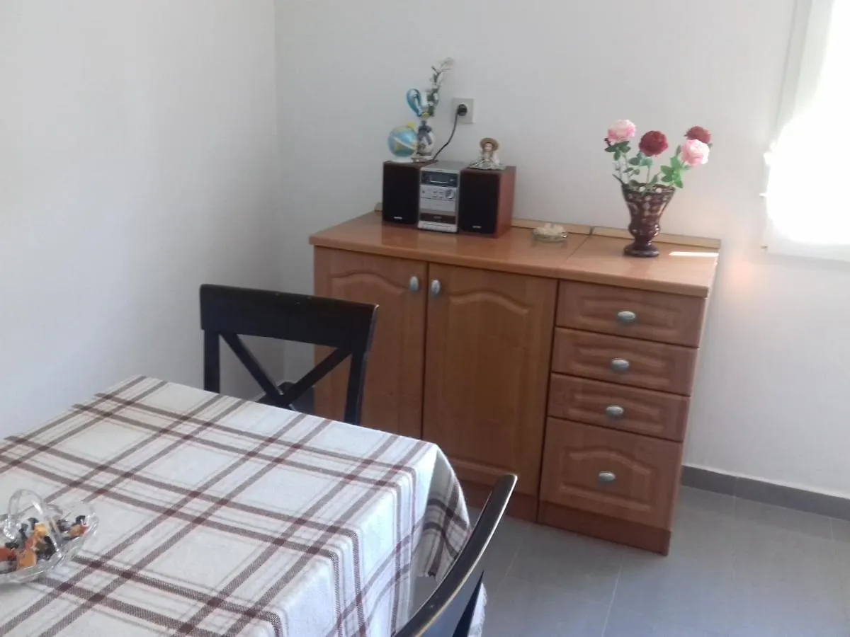 Apartment Angela Pula 0*,  Croatia
